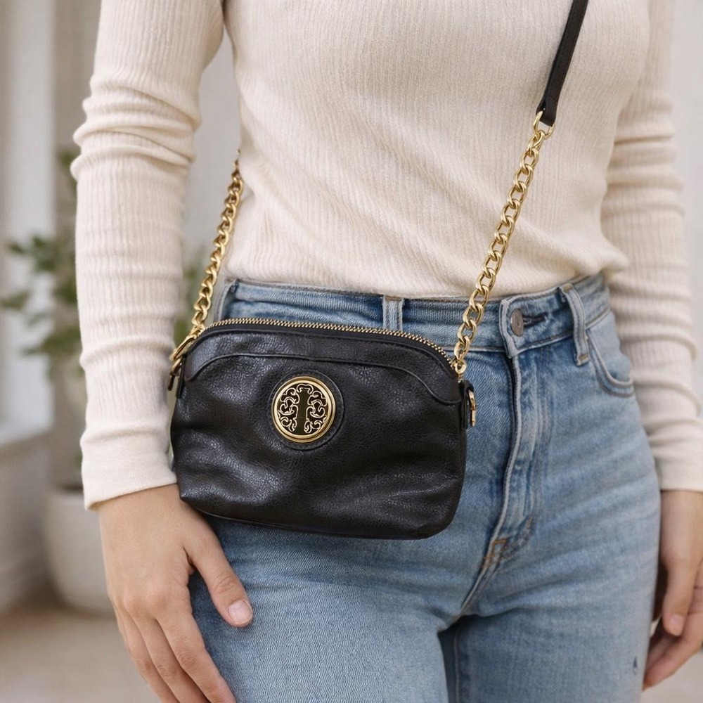 Black Leather Purse Gold Chain Strap Vintage Crossbody Bag